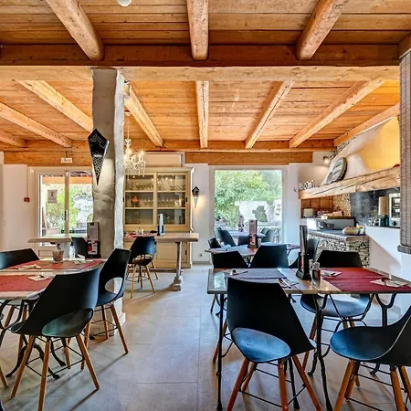 Le Provence 3* Gémenos